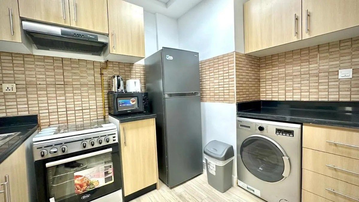 Modern 1Br Retreat With Balcony In Vibrant Jvc By Bhavan Vacation Homes Dubai