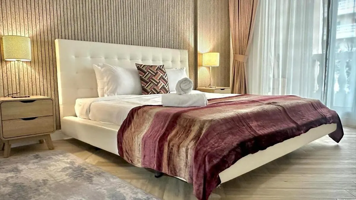 Modern 1Br Retreat With Balcony In Vibrant Jvc By Bhavan Vacation Homes Dubai Apartment